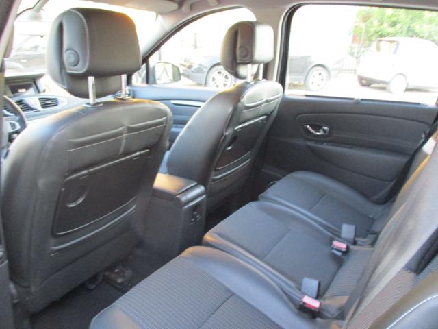 RENAULT Scenic usata 22
