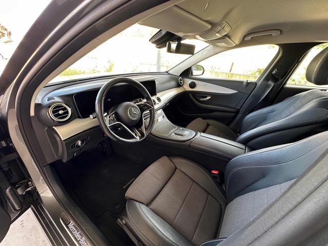 MERCEDES-BENZ E 200 usata, con Sedili sportivi