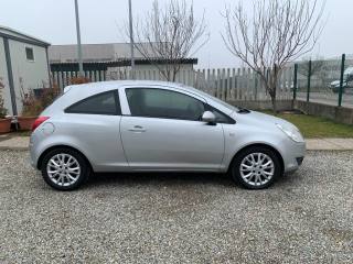 OPEL Corsa usata, con Airbag Passeggero