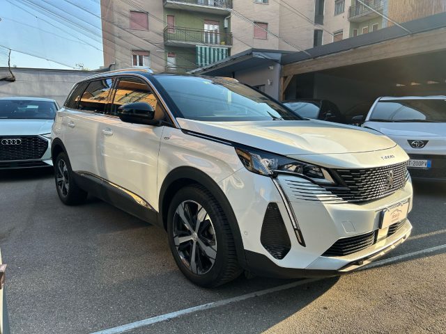 PEUGEOT 5008 usata, con Airbag