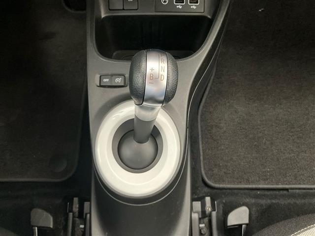 RENAULT Twingo usata 21