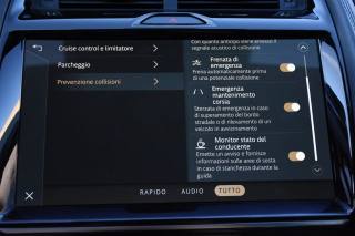 JAGUAR E-Pace usata, con Sensore di pioggia