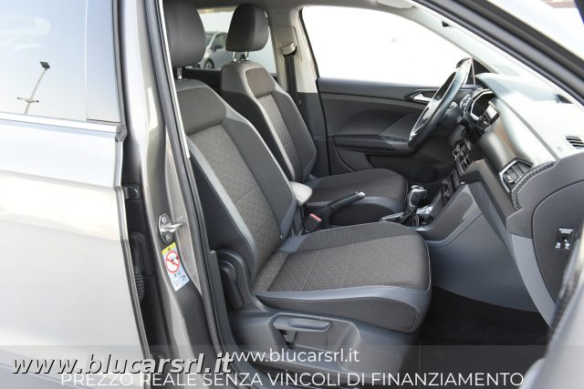 VOLKSWAGEN T-Cross usata 10