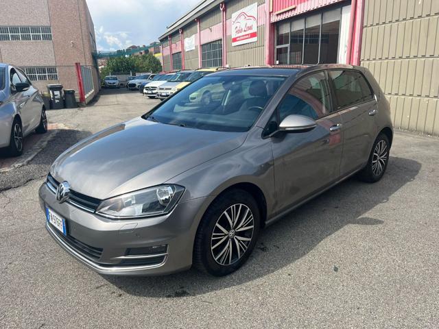 VOLKSWAGEN Golf usata, con Airbag laterali