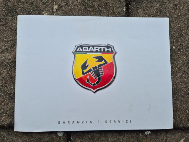 ABARTH 595 usata, con Autoradio digitale