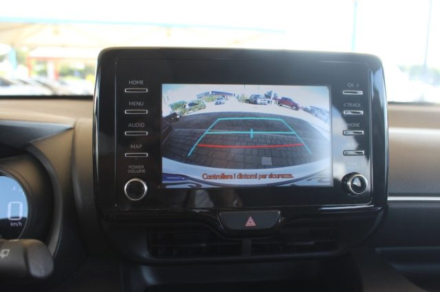 TOYOTA Yaris usata, con Specchietti laterali elettrici