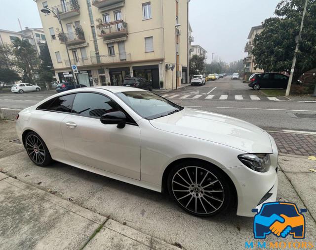 MERCEDES-BENZ E 220 usata, con Airbag laterali