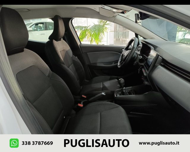RENAULT Clio usata, con Autoradio digitale