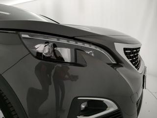 PEUGEOT 3008 usata, con Airbag