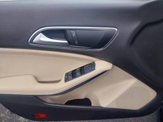 MERCEDES-BENZ CLA 180 usata, con Bracciolo
