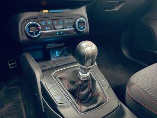 FORD Focus usata, con Park Distance Control