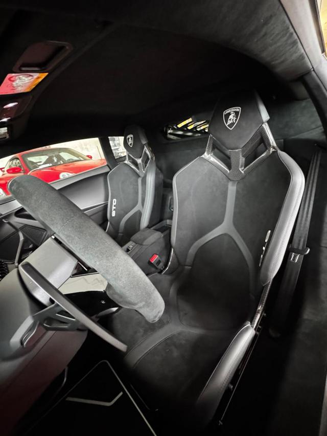 LAMBORGHINI Huracan usata 14