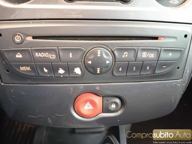 RENAULT Clio usata 15