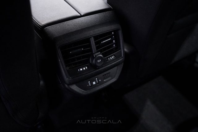 PEUGEOT 5008 usata, con Specchietti laterali elettrici