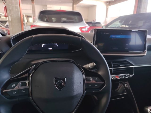 PEUGEOT 208 usata, con Telecamera per parcheggio assistito
