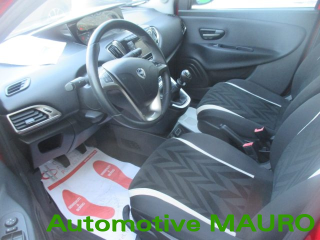 LANCIA Ypsilon usata, con Controllo trazione