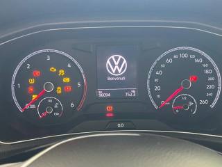 VOLKSWAGEN T-Roc usata, con Autoradio digitale