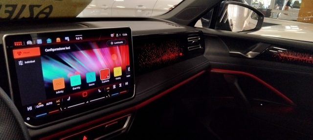 VOLKSWAGEN Tiguan usata 42