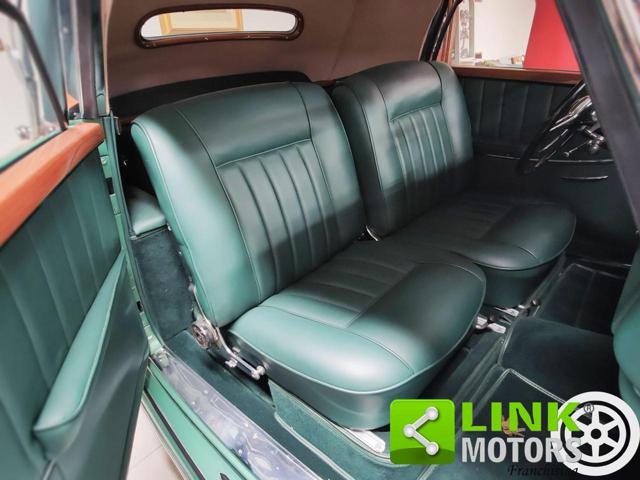 MERCEDES-BENZ 220 usata 7