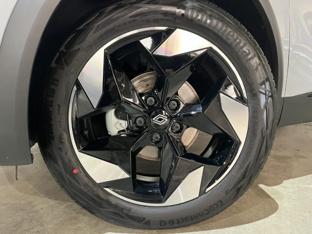RENAULT Captur usata, con Volante in pelle