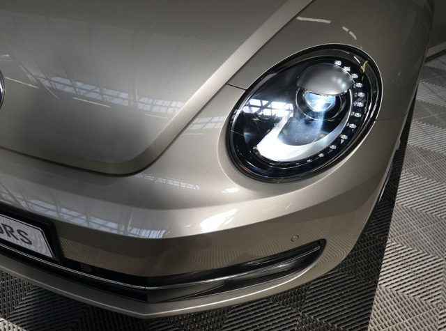 VOLKSWAGEN Maggiolino usata, con Touch screen