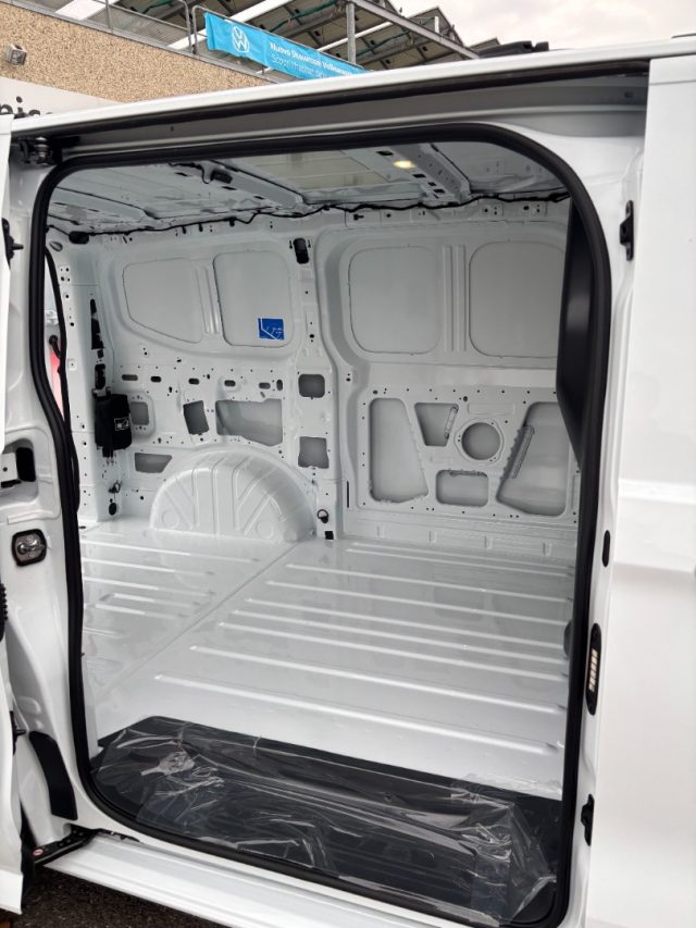 VOLKSWAGEN Transporter usata, con ESP