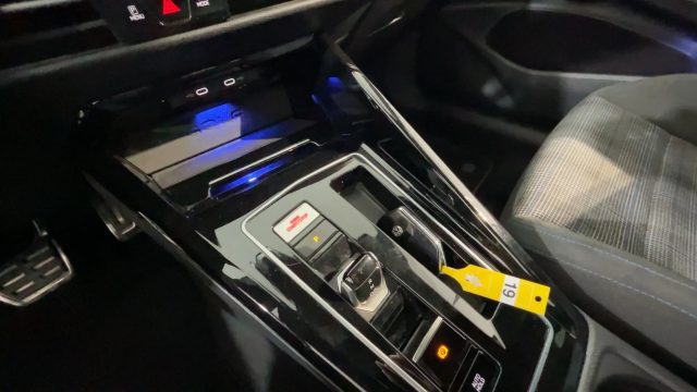 VOLKSWAGEN Golf usata, con Airbag Passeggero