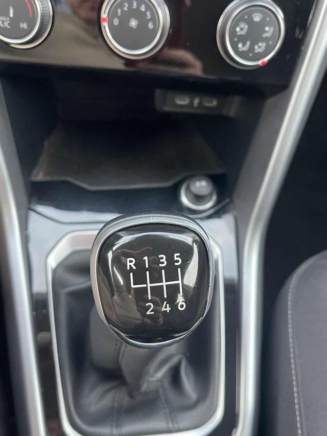 VOLKSWAGEN T-Roc usata 20