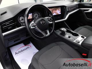 VOLKSWAGEN Touareg usata, con Airbag
