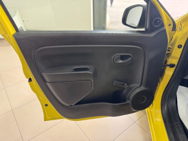 RENAULT Twingo usata, con Sistema di navigazione