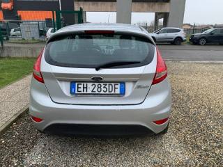 FORD Fiesta usata, con Autoradio