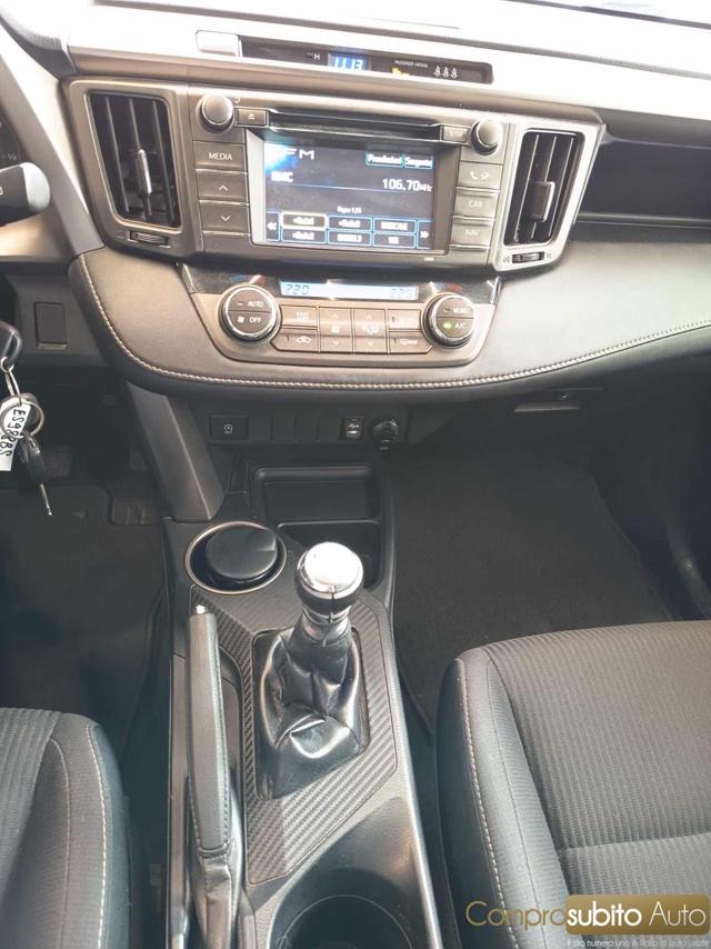 TOYOTA RAV 4 usata 25