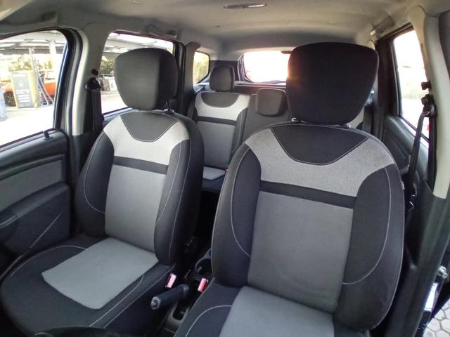 DACIA Duster usata, con Sedile posteriore sdoppiato