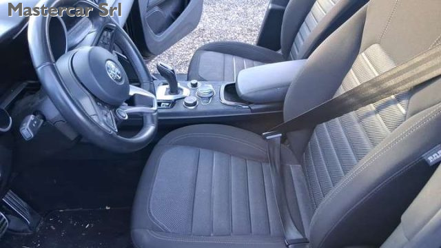 ALFA ROMEO Stelvio usata, con Chiusura centralizzata