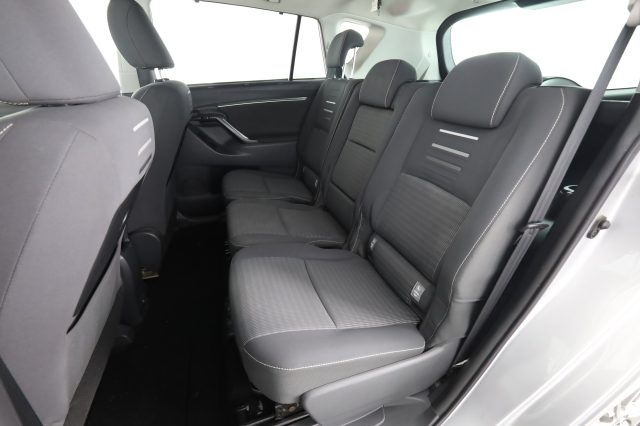 TOYOTA Verso usata 3