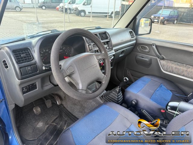 SUZUKI Jimny usata, con Trazione integrale