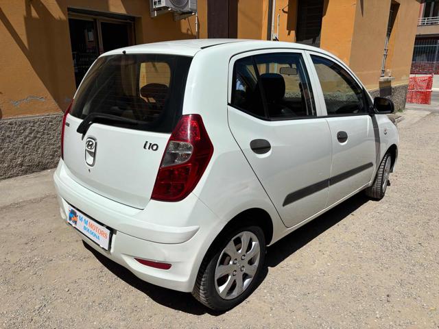 HYUNDAI i10 usata, con Autoradio