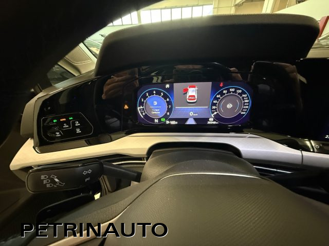 VOLKSWAGEN Golf usata, con Autoradio digitale