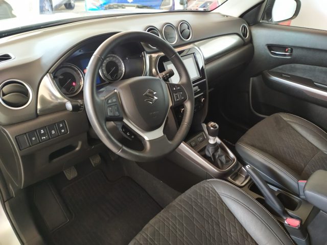 SUZUKI Vitara usata, con Autoradio
