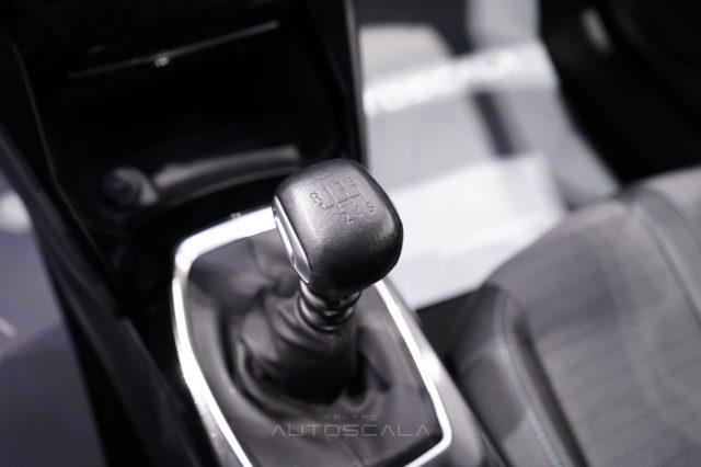 PEUGEOT 208 usata, con Touch screen