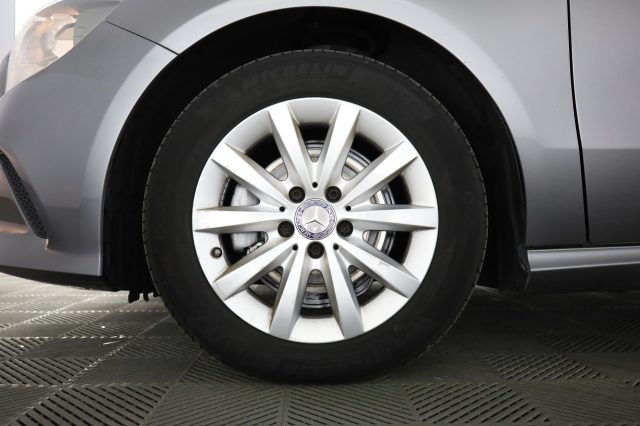MERCEDES-BENZ A 180 usata 7