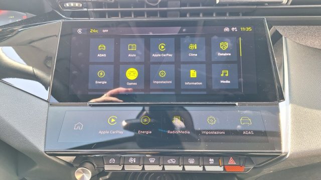 PEUGEOT 308 usata, con Volante multifunzione