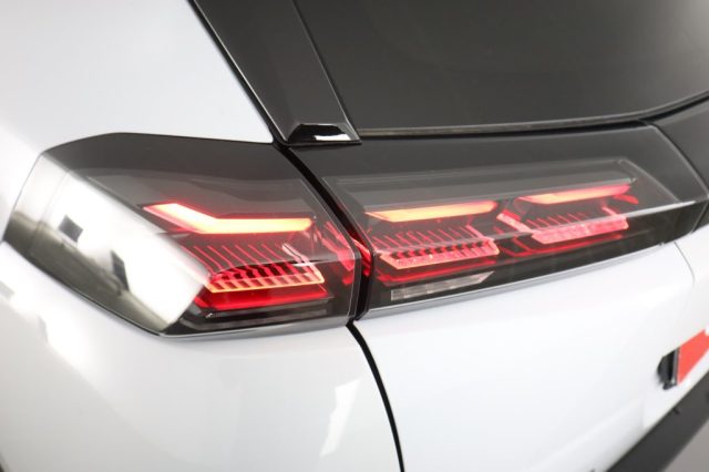 PEUGEOT 2008 usata 14