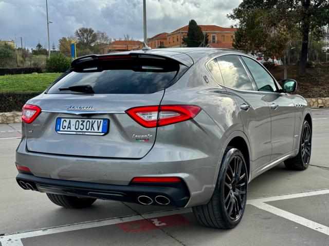 MASERATI Levante usata, con Cerchi in lega