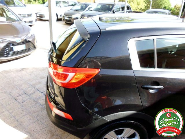 KIA Sportage usata, con Specchietti laterali elettrici