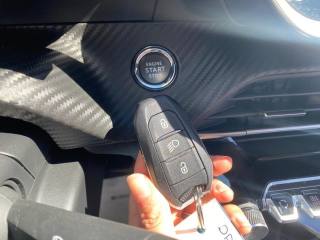 PEUGEOT 2008 usata, con ESP