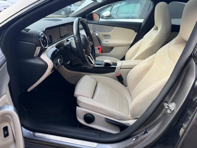 MERCEDES-BENZ CLA 200 usata, con Tettuccio apribile