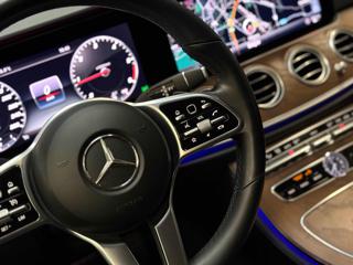 MERCEDES-BENZ E 220 usata, con Portellone posteriore elettrico