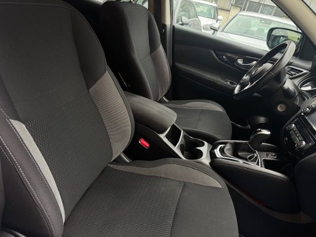 NISSAN Qashqai usata, con Fendinebbia