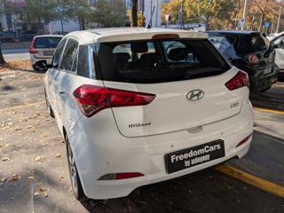HYUNDAI i20 usata, con Chiusura centralizzata